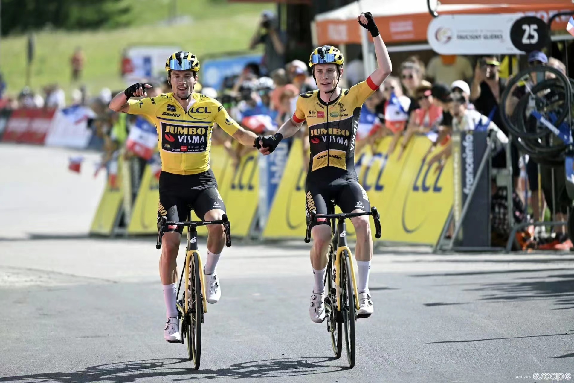 Kapløbet om hurtighed og sejr - konkurrencekampen i Tour Dauphiné